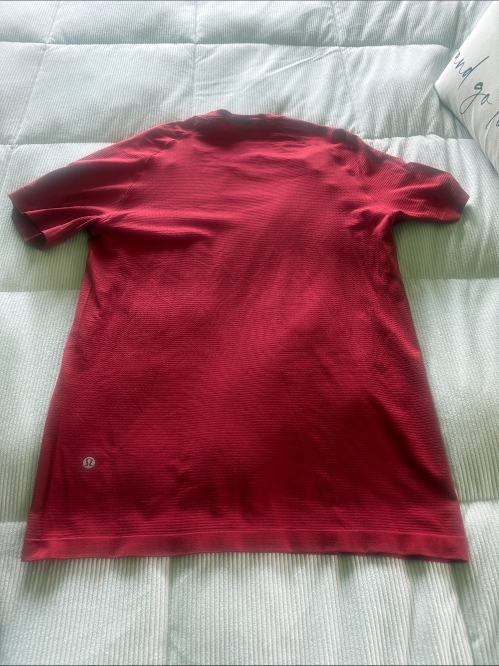 Lululemon Men’s Performance Shirt - Red
